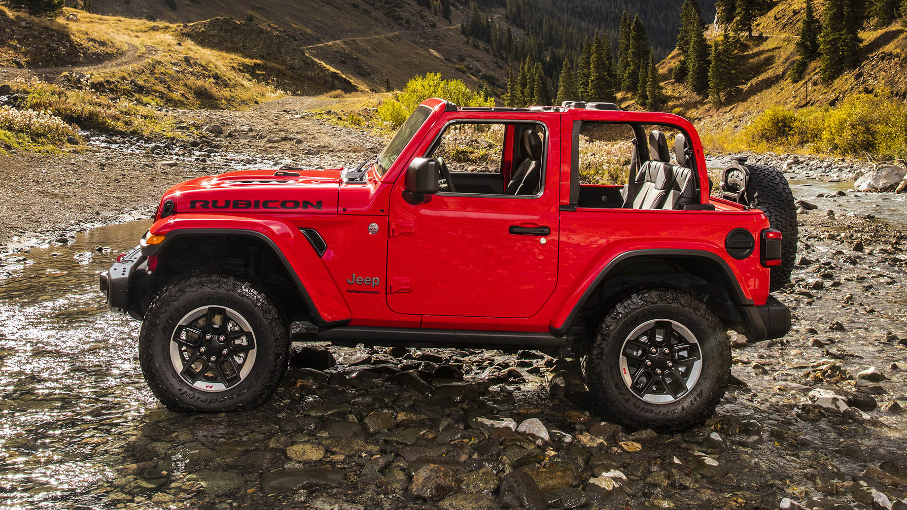2020 Jeep Wrangler Rubicon in red